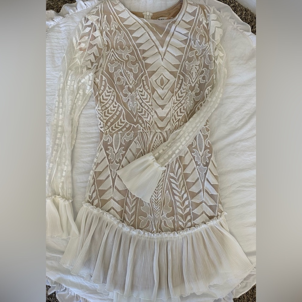 Lace dress US Small